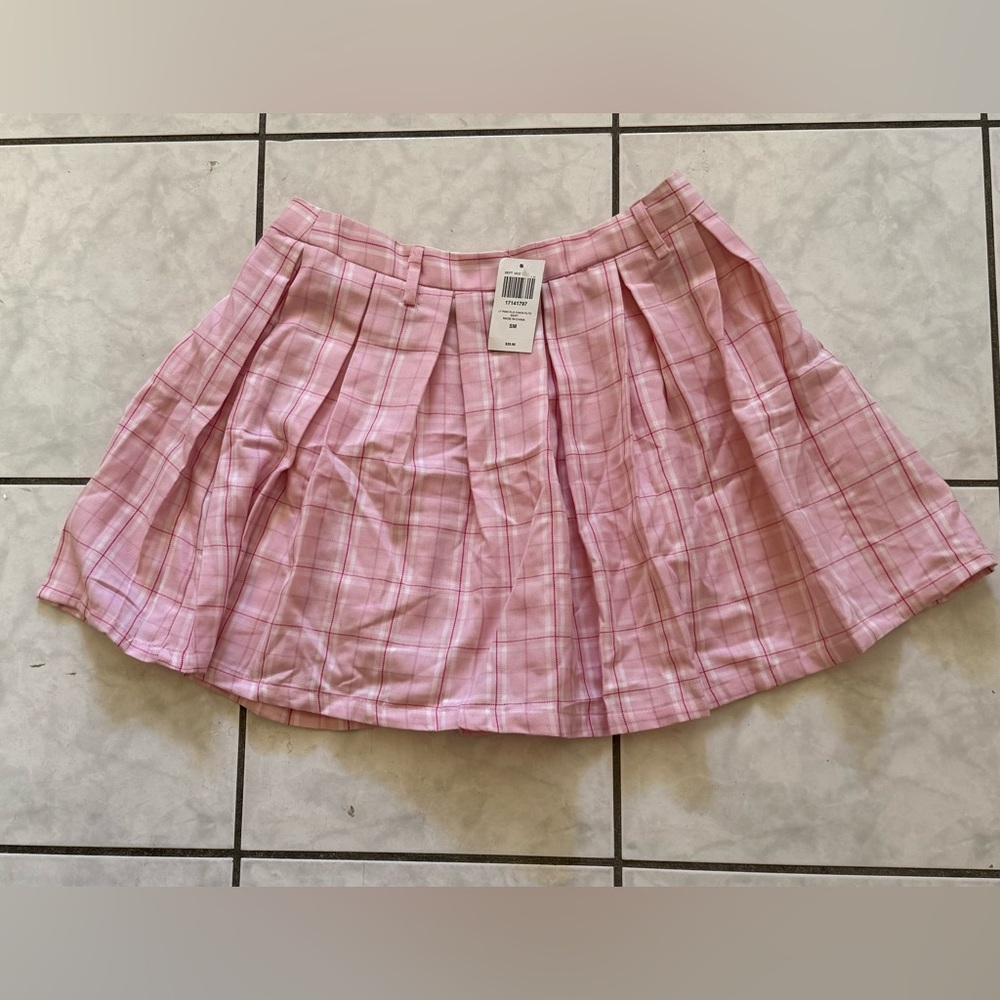 Hot Topic Pink Plaid Women's Pleated Skirt NWT